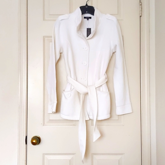 NWT. Express Woman High neck thick fleece coat w/two front deep pockets & belt. - Picture 1 of 5